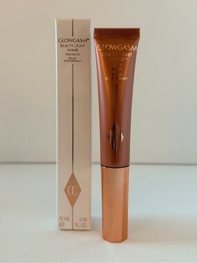 Charlotte Tilbury Glowgasm Beauty Light Wand in Pinkgasm - Full Size - NIB
